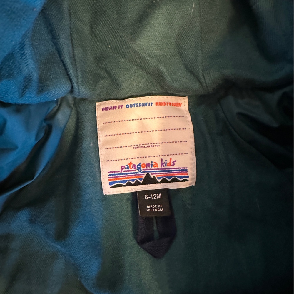 Patagonia Kids Puffer Jacket - Forest Green - Picture 4 of 5